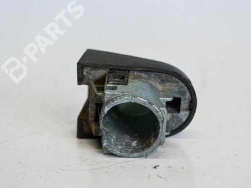 Used Rear right exterior door handle VW CADDY III Box Body/MPV (2KA, 2KH, 2CA, 2CH) 2.0 SDI (70 hp) 7538712
