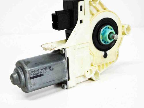 Rudehejsemotor bagstkærm venstre AUDI A6 C6 Avant (4F5) 2.0 TDI (136 hp) 6489806