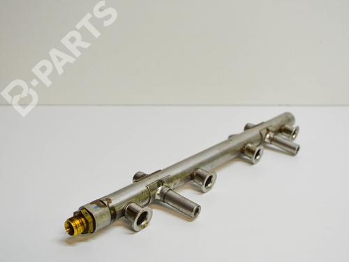Used Injection rail AUDI Q5 (FYB, FYG) 2.0 TFSI quattro (252 hp) 10222502