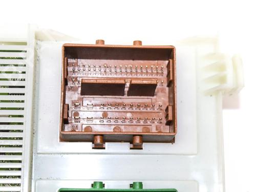 Fuse box VOLVO S60 II (134) T5 | BP32239060E1