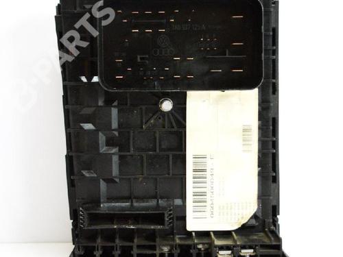 Used Fuse box VW TOURAN (1T1, 1T2) 1.9 TDI (105 hp) 6492438