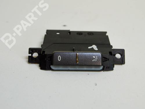 Used Switch VW PHAETON (3D1, 3D2, 3D3, 3D4, 3D6, 3D7, 3D8, 3D9) 3.0 V6 TDI 4motion (224 hp) 10674552