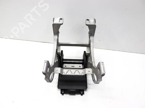 Armrest / Center console AUDI A4 B9 (8W2, 8WC) 2.0 TFSI | BP32345195I20