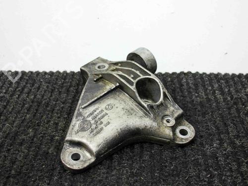 Used Support BMW 5 (F10) 530 i (258 hp) 26513747