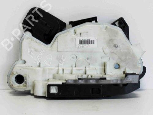 Used Front right lock SKODA OCTAVIA III (5E3, NL3, NR3) 1.2 TSI (110 hp) 7912794