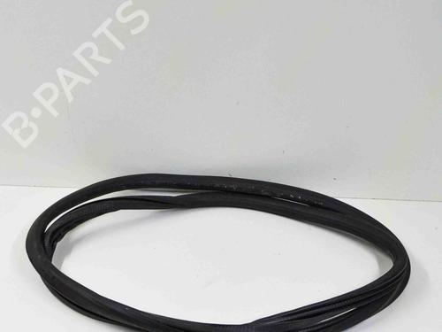 Used Rubber door seal PORSCHE CAYENNE (92A) 3.6 (300 hp) 14679986