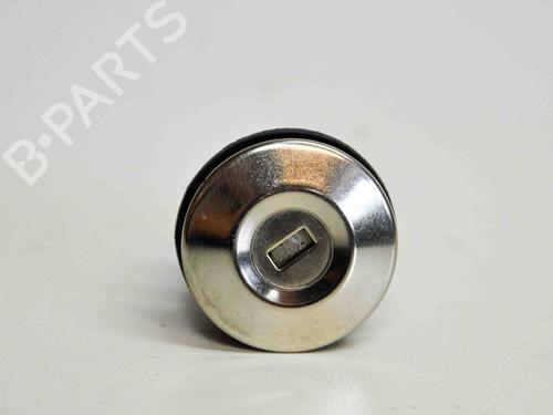 Used Tailgate lock JAGUAR XF I (X250) 3.0 D (241 hp) 8849619