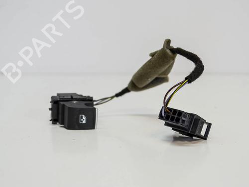 Used Left rear window switch Left rear window switch SEAT LEON (5F1) 1.4 TSI (125 hp) 6497436 6497436
