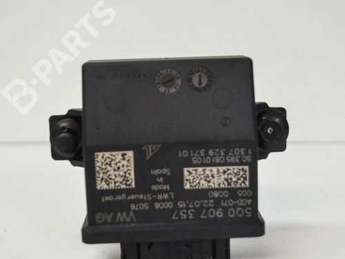 Used Control unit Control unit AUDI A3 Limousine (8VS, 8VM) 2.0 TFSI quattro (190 hp) 8850985 8850985