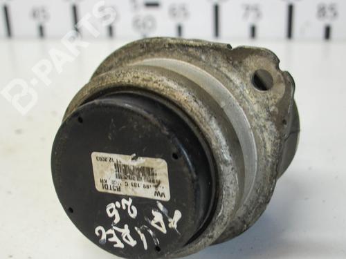 Crossmember VW TOUAREG (7LA, 7L6, 7L7) 2.5 R5 TDI | BP6531813C162 