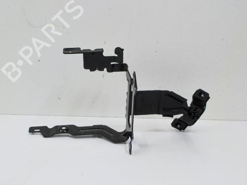 Support BMW 5 (G30, F90) 530 e Plug-in Hybrid | BP16196176C155 