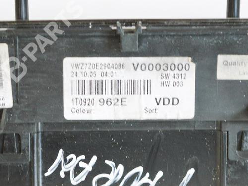 Instrument cluster VW TOURAN (1T1, 1T2) 1.9 TDI | BP7912563C47 