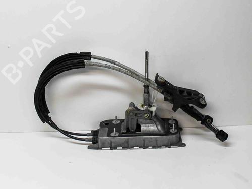 Used Gear lever SKODA SUPERB II (3T4) 1.6 TDI (105 hp) 10620246