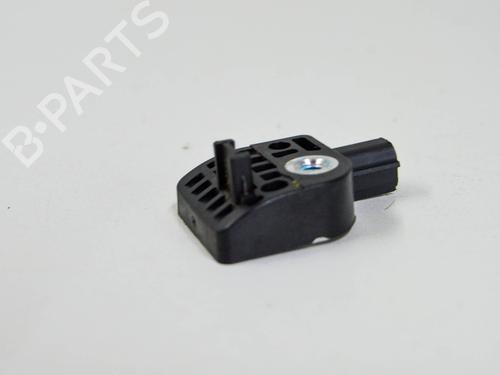 Elektronisk sensor TESLA MODEL S (5YJS) 85 | BP13387630M84 
