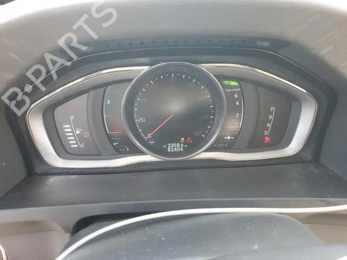 Kombiinstrument VOLVO S60 II (134) T5 (253 hp) 32143153