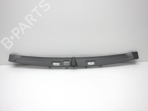 Used Tailgate trim LAND ROVER RANGE ROVER SPORT III (L461) P440e PHEV AWD (441 hp) 31314474