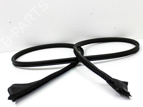 Used Rubber door seal MERCEDES-BENZ CLA Coupe (C117) CLA 250 (117.344) (211 hp) 23252180