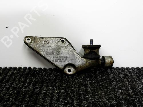 Used Gearbox mount BMW 5 (F10) 535 i xDrive (306 hp) 18962000