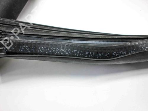 Gummiliste TESLA MODEL 3 (5YJ3) EV AWD | BP29127939C142 