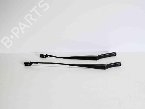 Used Front windshield wiper arm VW PASSAT B7 Variant (365) 2.0 TDI (140 hp) 14687027