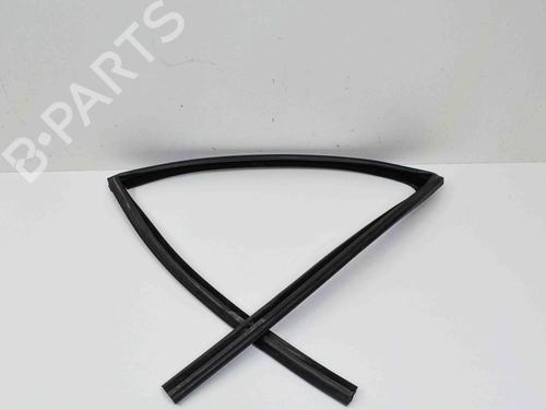 Used Rubber door seal BMW 5 (F10) 535 i xDrive (306 hp) 16143813