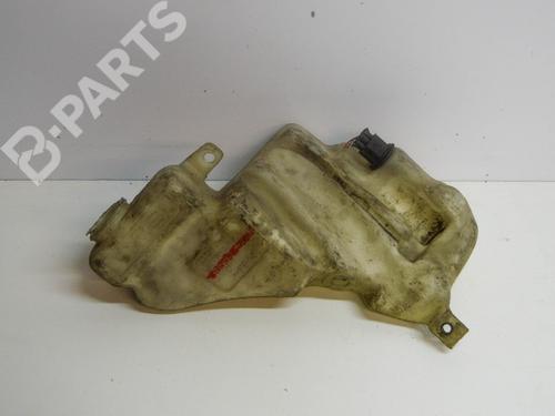 Used Windscreen washer tank VW PASSAT B5 (3B2) 1.9 TDI (90 hp) 7914535