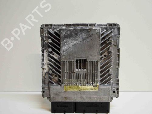 Used Engine control unit (ECU) AUDI Q5 (8RB) 3.2 FSI quattro (270 hp) 8850828