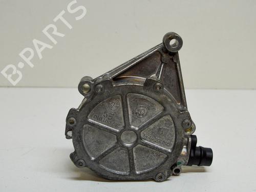 Used Vacuum pump BMW X5 (F15, F85) xDrive 40e (279 hp) 28820526