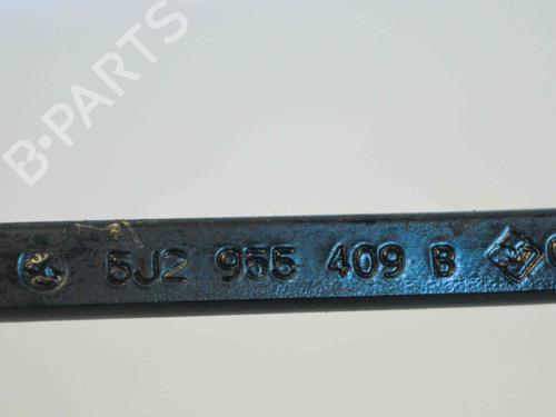 Front windshield wiper arm SKODA ROOMSTER (5J7) 1.2 | BP14686085C143