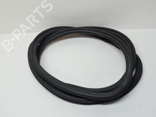 Rubber door seal AUDI Q5 (8RB) 3.2 FSI quattro | BP14675036C142 