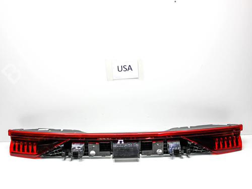 Feu central arrière BMW 3 Gran Turismo (F34) 320 d (200 hp) 30752593