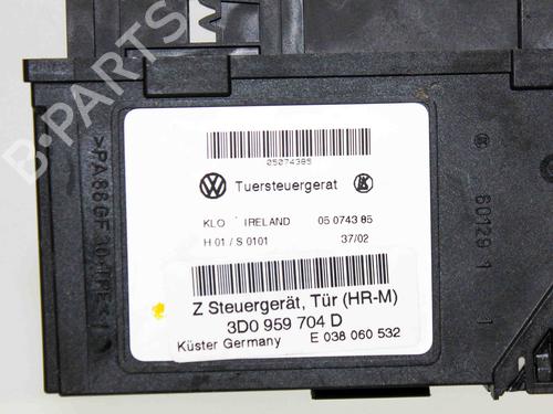 Right rear window motor VW PHAETON (3D1, 3D2, 3D3, 3D4, 3D6, 3D7, 3D8, 3D9) 3.2 V6 | BP20984587E22