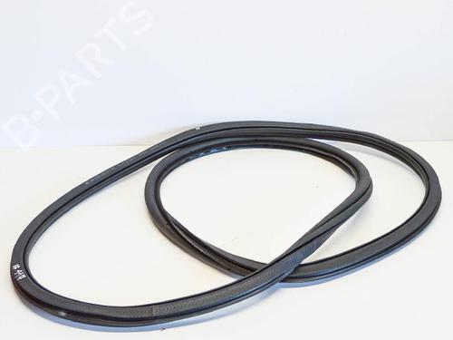 Used Rubber door seal SKODA OCTAVIA III (5E3, NL3, NR3) 1.6 TDI (90 hp) 14685993