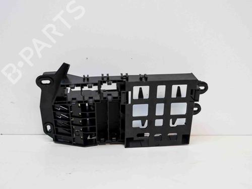 Fuse box AUDI A6 C6 Avant (4F5) 3.0 TDI quattro | BP6497161E1