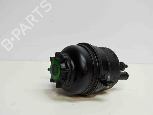 Power steering reservoir BMW 5 Touring (E61) 520 d | BP14673279M117