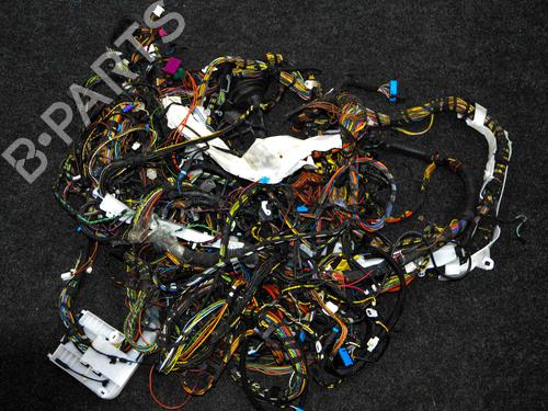 BP10364889E16 main image