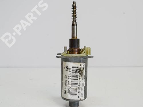 Right front window motor VW PASSAT B5.5 Variant (3B6) 1.9 TDI | BP6500832E20 
