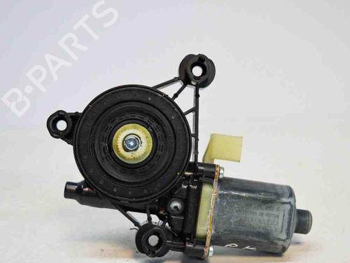 Used Right front window motor AUDI A3 Sportback (8VA, 8VF) 1.6 TDI (110 hp) 6495640