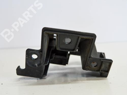 Used Rear bumper bracket VW JETTA IV (162, 163, AV3, AV2) 1.6 TDI (105 hp) 6483757