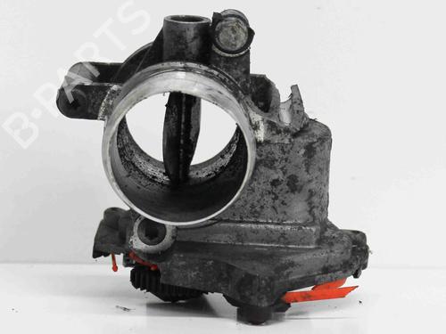 Used Throttle body Throttle body 6871733 6871733