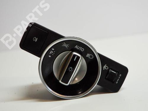 Used Headlight switch MERCEDES-BENZ A-CLASS (W176) A 180 CDI / d (176.012) (109 hp) 6482337