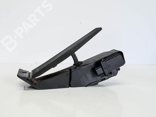 Used Pedal BMW 1 (E87) 120 d (163 hp) 6493040