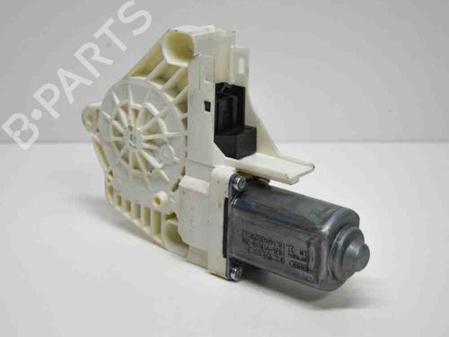 Used Right rear window motor VW TOUAREG (7P5, 7P6) 3.0 V6 TDI (262 hp) 6486392