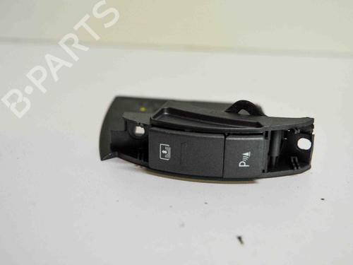 Pulsantiera VW PHAETON (3D1, 3D2, 3D3, 3D4, 3D6, 3D7, 3D8, 3D9) 3.0 V6 TDI 4motion (224 hp) 10674546