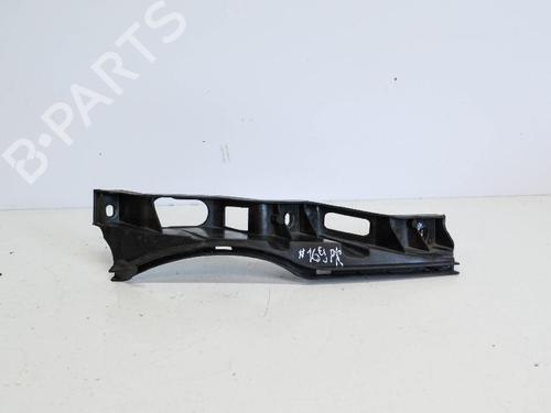 Używane Listwa reflektora VW PASSAT B6 (3C2) 2.0 TDI (110 hp) 14690165