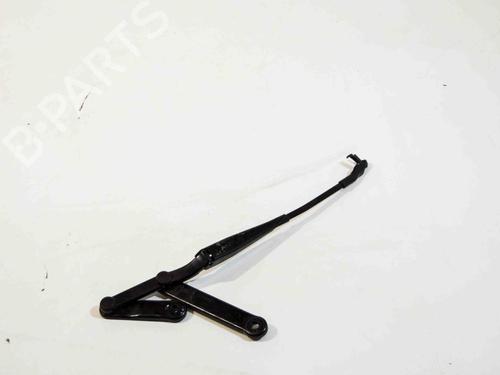Used Front windshield wiper arm AUDI A6 C7 Avant (4G5, 4GD) 2.0 TDI (190 hp) 14682550