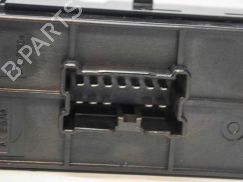 Left front window switch NISSAN JUKE (F15) 1.5 dCi | BP6482601I27