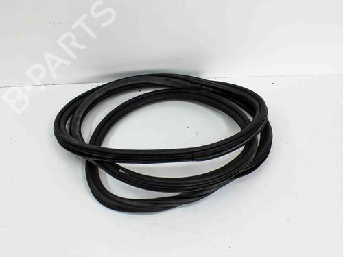 Gummiliste AUDI A4 B8 (8K2) S4 quattro (333 hp) 17549215