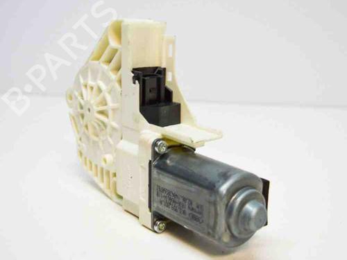 Used Left front window motor AUDI A4 B8 (8K2) 2.0 TDI (143 hp) 6497029