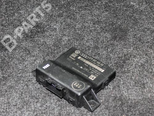 Used Electronic module AUDI A4 B8 (8K2) 2.0 TDI (136 hp) 8851916